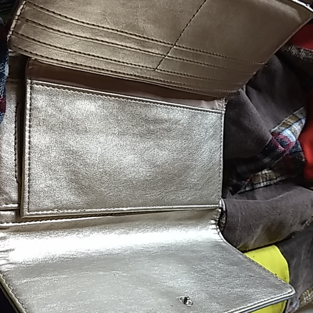 Wallet - Picture 4 of 4